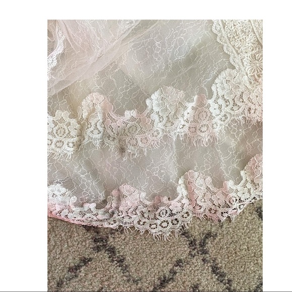 Symphony of Venus Wedding Dress - Picture 10 of 16